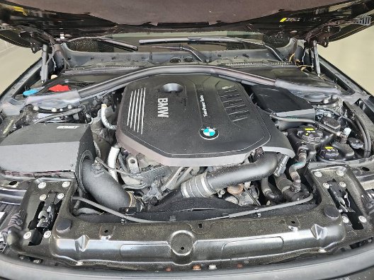 Used 2018 BMW 340i xDrive Sedan AWD/4WD image 9