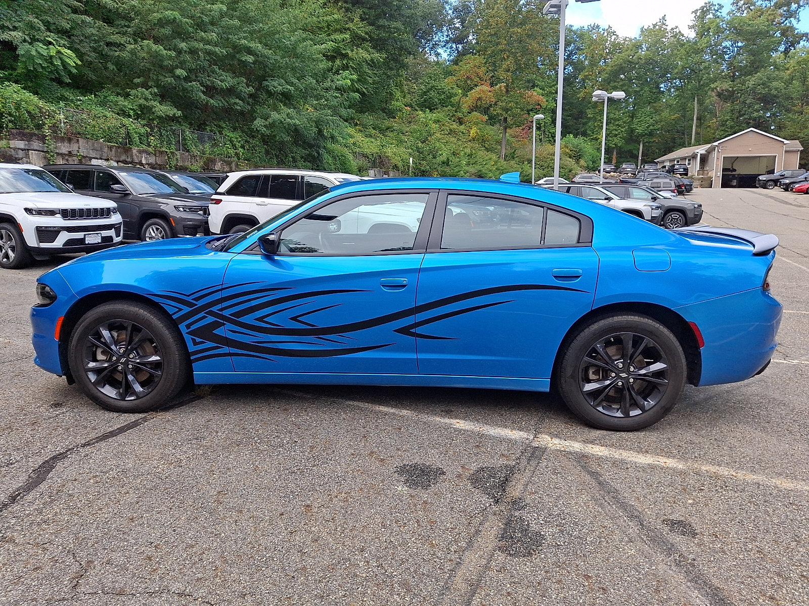Used 2023 Dodge Charger SXT w/ Blacktop Package AWD/4WD image 4