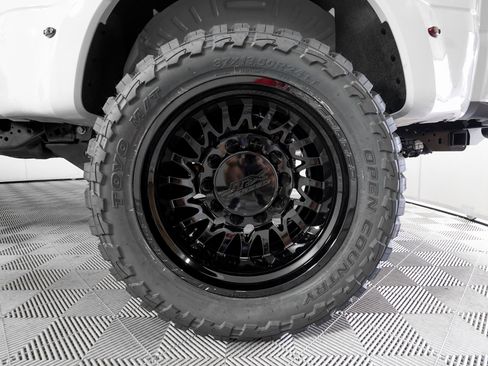 Used 2026 Ford F450 Platinum image 38