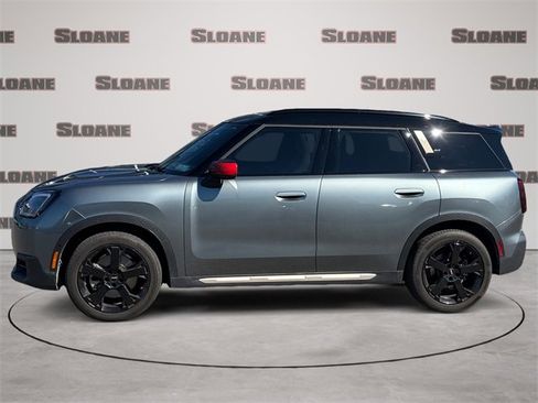 Used 2025 MINI Cooper Countryman S w/ Comfort Package Max image 2