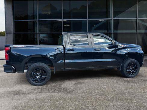 Used 2021 Chevrolet Silverado 1500 LT Trail Boss w/ Convenience Package II AWD/4WD image 8