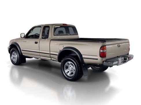 Used 2003 Toyota Tacoma PreRunner image 3