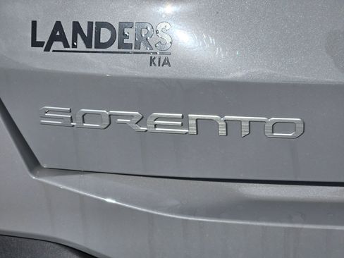 New 2026 Kia Sorento S AWD/4WD image 9
