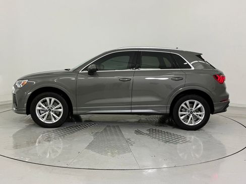 Used 2025 Audi Q3 2.0T Premium w/ Convenience Package image 2