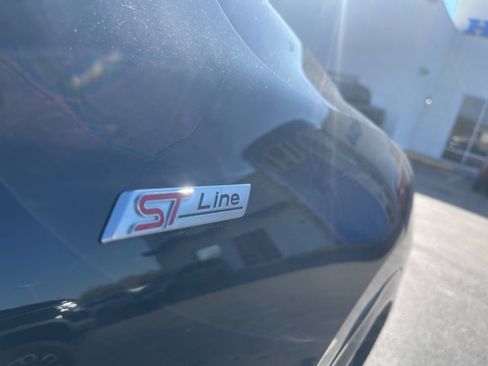 Used 2024 Ford Escape ST-Line image 26