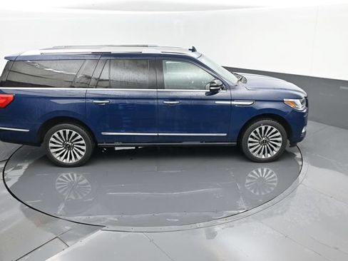 Used 2019 Lincoln Navigator L Reserve AWD/4WD image 28