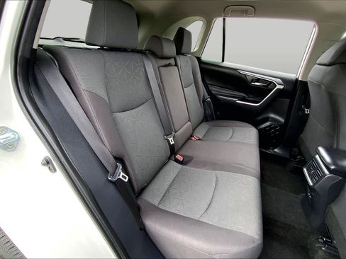 Used 2024 Toyota RAV4 XLE FWD image 19
