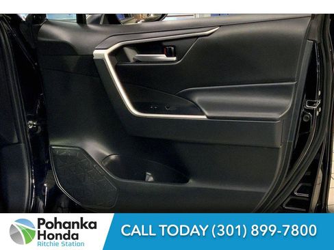 Used 2025 Toyota RAV4 XLE image 26