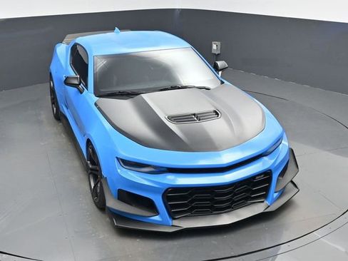 Used 2022 Chevrolet Camaro SS image 16