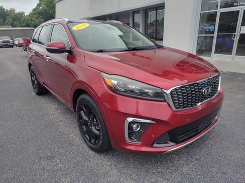 Used 2019 Kia Sorento SX w/ SX Touring Package image 2