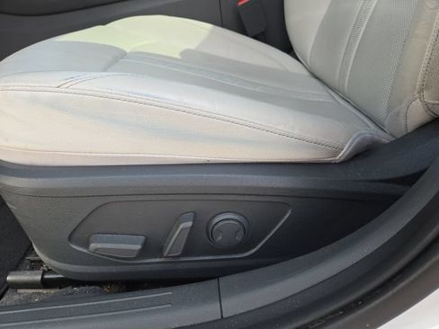 Used 2022 Hyundai Sonata Limited w/ Preferred Accessory Package FWD image 23
