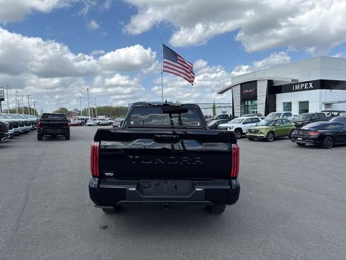 Used 2025 Toyota Tundra Platinum AWD/4WD image 4