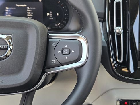 New 2026 Volvo XC40 B5 Plus w/ Protection Package Premier image 30