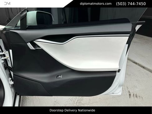 Used 2021 Tesla Model S Long Range Plus image 25