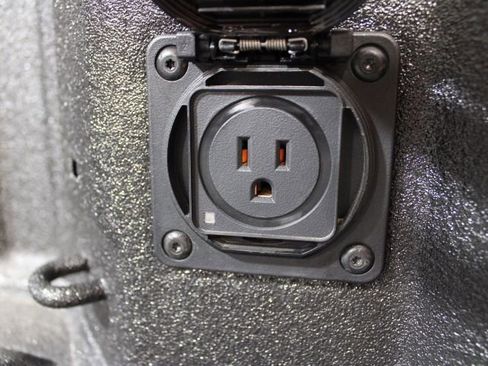 New 2026 GMC Sierra 1500 Denali w/ Denali Reserve Package AWD/4WD image 17