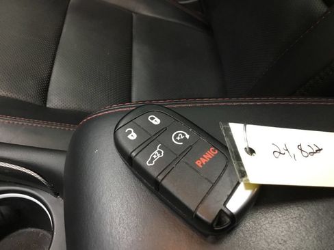 Used 2024 Dodge Durango GT AWD/4WD image 10