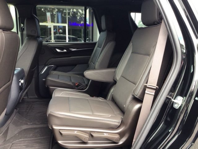 Used 2024 GMC Yukon Denali w/ LPO, Floor Liner Package AWD/4WD image 22