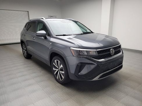 Used 2022 Volkswagen Taos SE AWD/4WD image 13