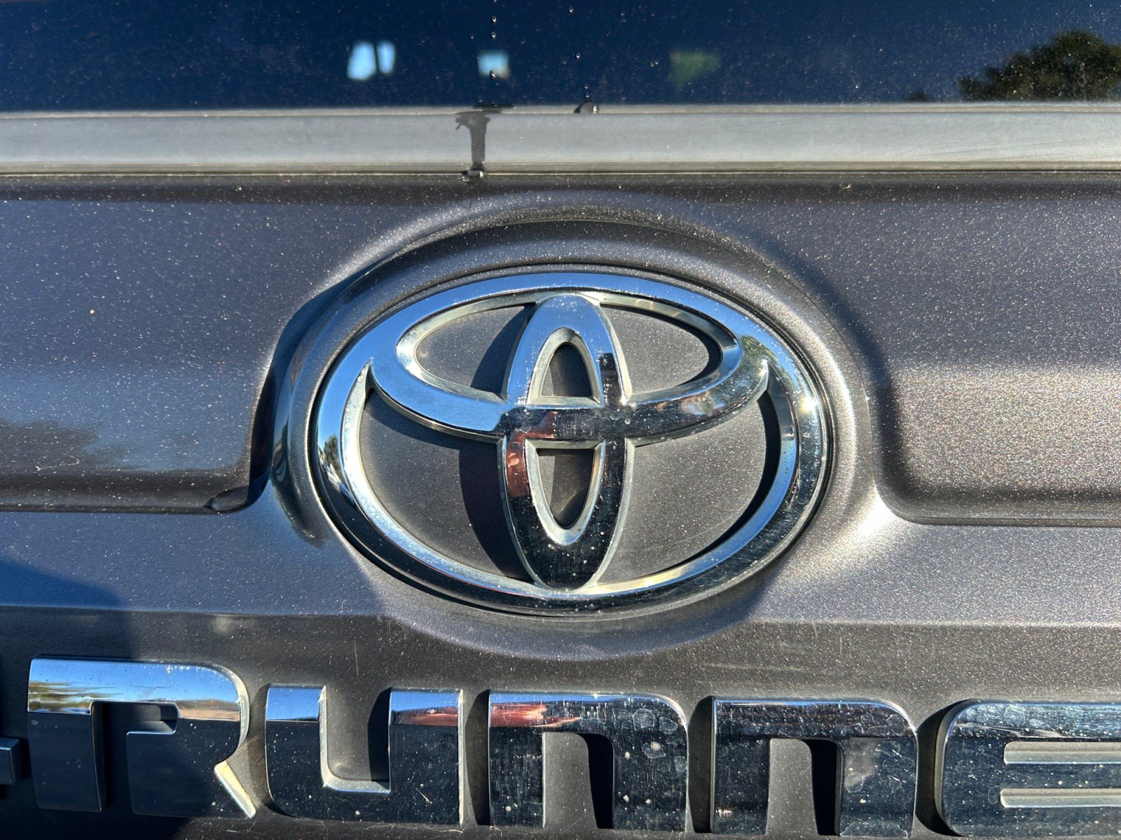Used 2018 Toyota 4Runner SR5 RWD image 22