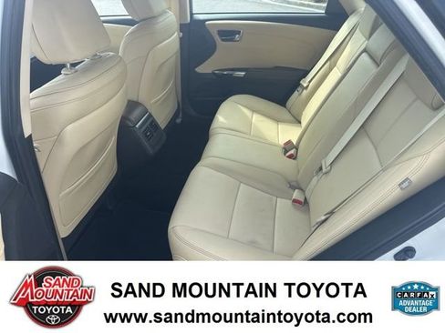 Used 2018 Toyota Avalon XLE FWD image 13