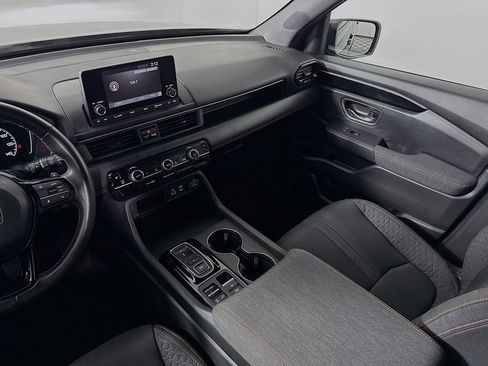 Certified 2023 Honda Pilot Sport image 19