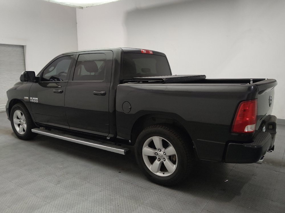 Used 2016 RAM 1500 Express RWD image 3