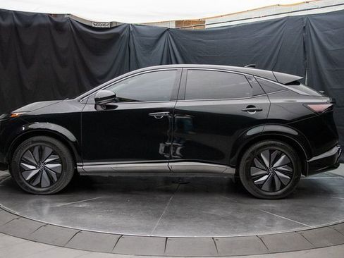 Used 2024 Nissan Ariya AWD image 9