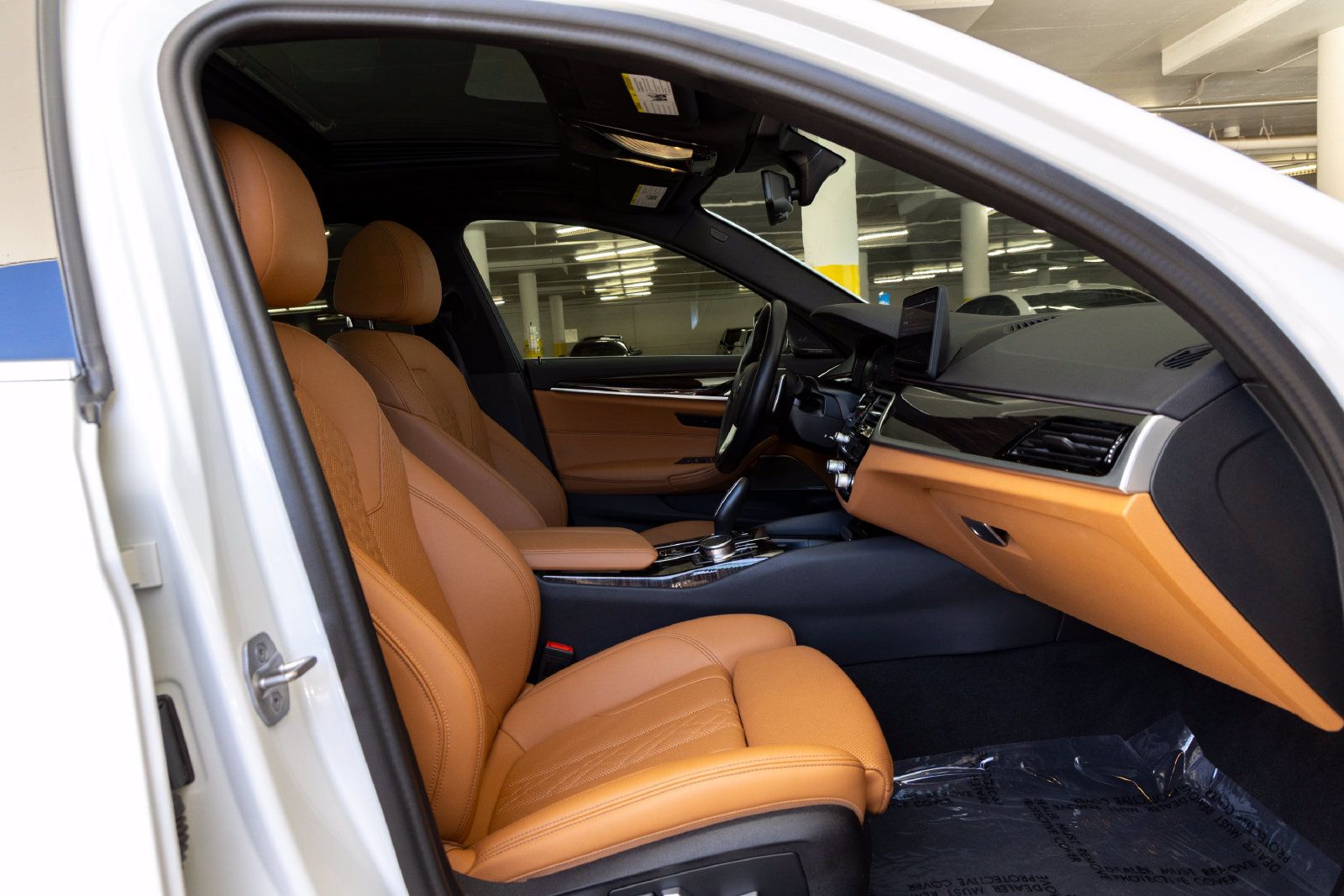 Certified 2023 BMW 530i w/ Premium Package RWD image 27