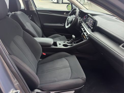 Used 2022 Kia K5 LXS image 18