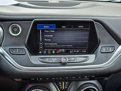 Used 2021 Chevrolet Blazer LT FWD image 16