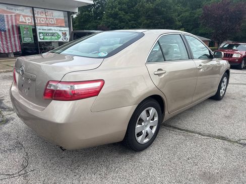 Used 2009 Toyota Camry LE FWD image 23