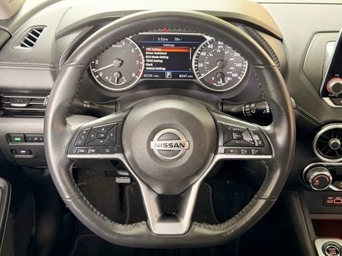 Used 2023 Nissan Sentra SV FWD image 4