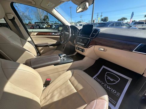 Used 2017 Mercedes-Benz GLS 450 GLS 450 Sport Utility 4D image 16