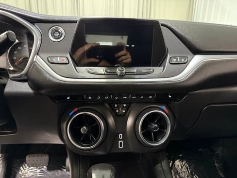Used 2020 Chevrolet Blazer LT AWD/4WD image 13