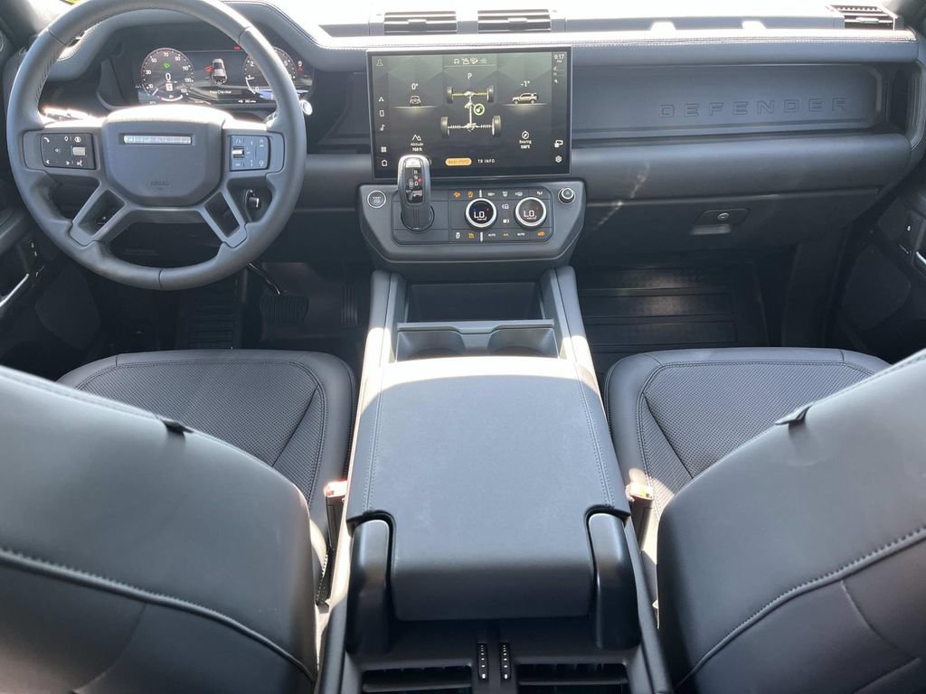 New 2026 Land Rover Defender 110 S AWD/4WD image 9