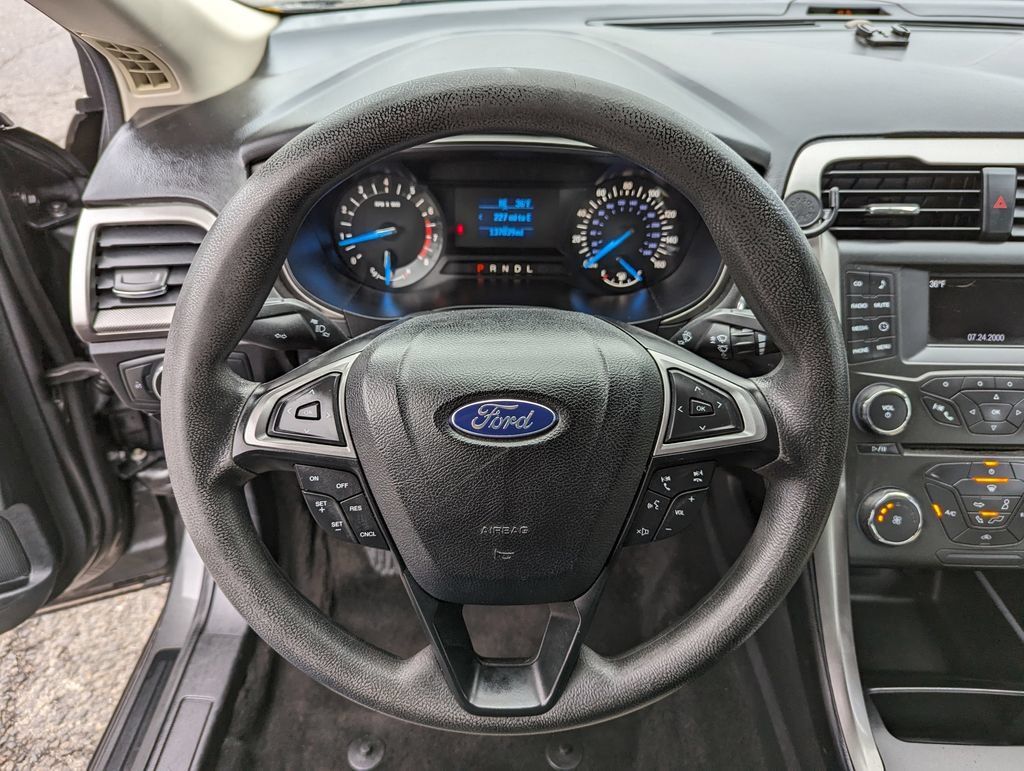 Used 2017 Ford Fusion S FWD image 15