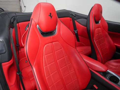 Used 2022 Ferrari Portofino M image 33