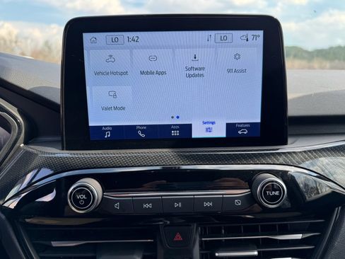 Used 2024 Ford Escape ST-Line image 27