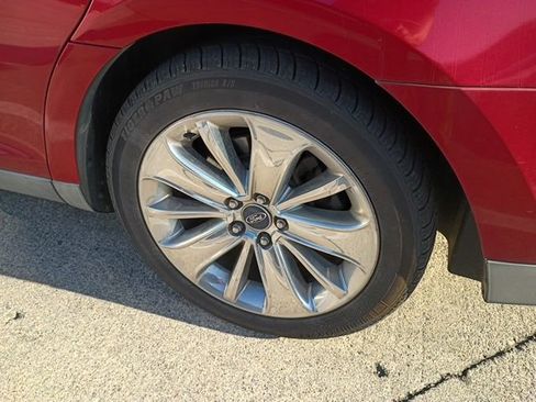 Used 2010 Ford Taurus Limited image 32