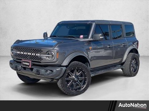Used 2023 Ford Bronco Badlands image 1
