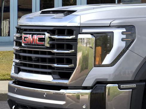 New 2026 GMC Sierra 2500 SLT w/ SLT Premium Package AWD/4WD image 13