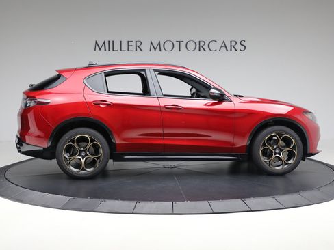 New 2025 Alfa Romeo Stelvio Sprint image 9