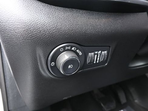 Used 2024 Jeep Compass Limited AWD/4WD image 10