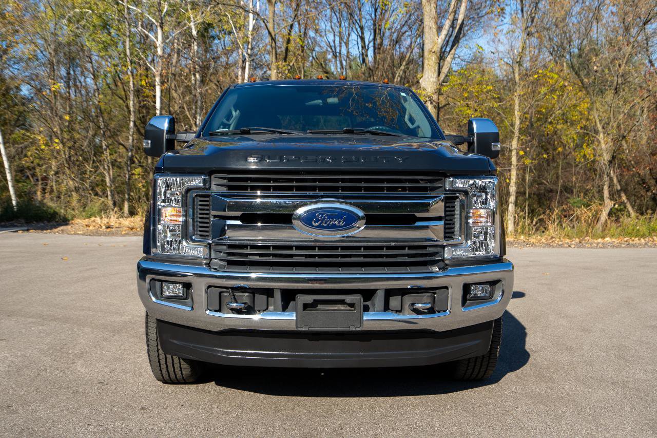 Used 2017 Ford F350 XLT w/ XLT Premium Package AWD/4WD image 8