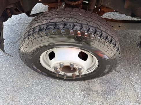 Used 2021 Ford F350 XL w/ Power Equipment Group AWD/4WD image 15