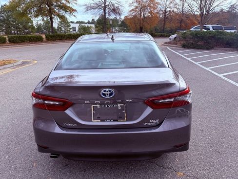 Used 2024 Toyota Camry XLE image 11