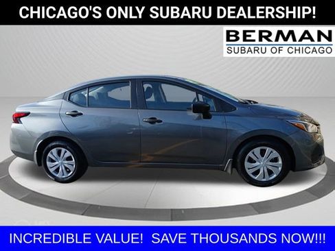 Used 2023 Nissan Versa S w/ Trunk Package image 3