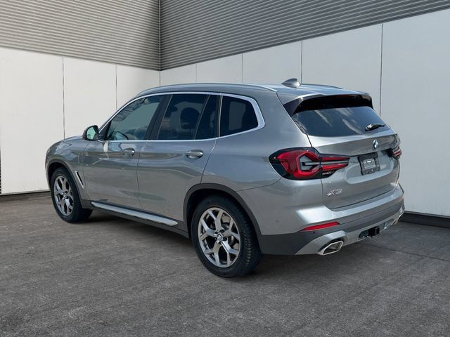 Used 2023 BMW X3 xDrive30i w/ Premium Package AWD/4WD image 3