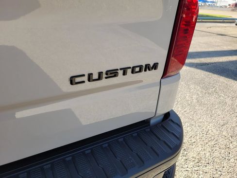 Used 2026 Chevrolet Silverado 1500 Custom Trail Boss w/ Turbomax Blackout Package AWD/4WD image 12