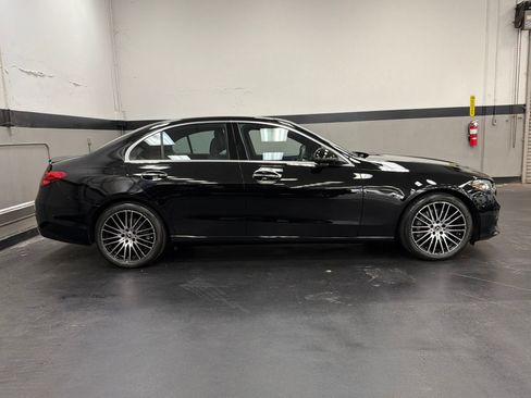 Used 2025 Mercedes-Benz C 300 Sedan image 4